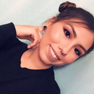 Meet your Posher, Melody